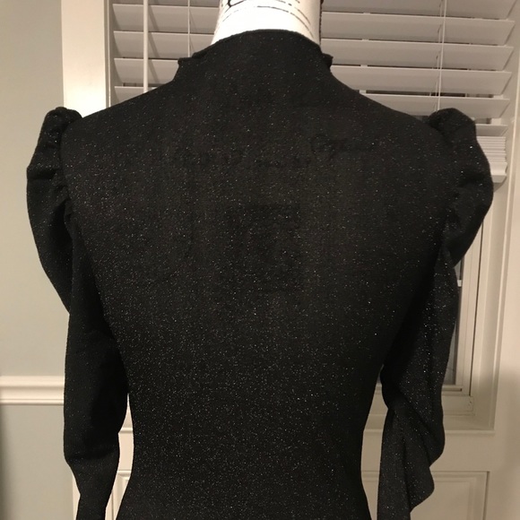 SPARKLEY Shein puff sleeve shine top - Picture 2 of 4